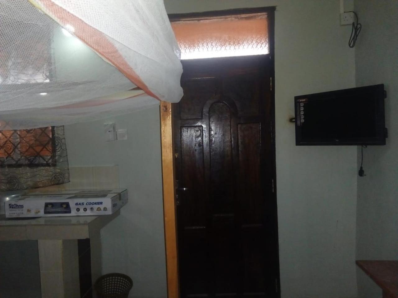 Viriko Boarding House Hotel Mombasa Luaran gambar